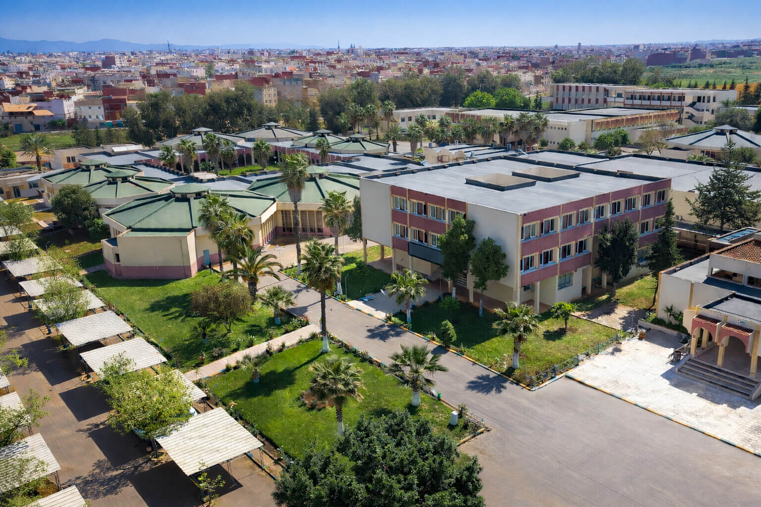 Départements de la FSJES Meknès